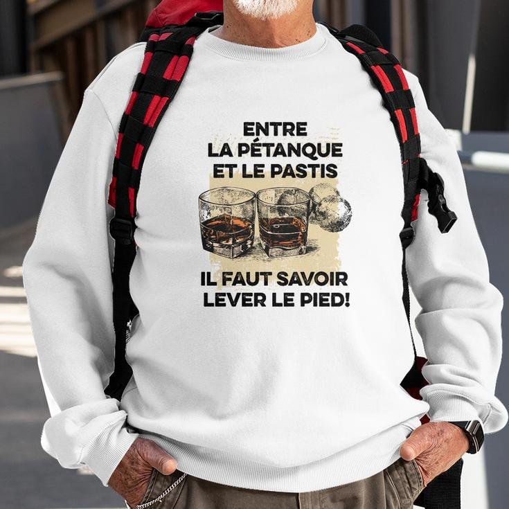 Entre La Pétanque Et Le Pastis Sweatshirt Geschenke für alte Männer