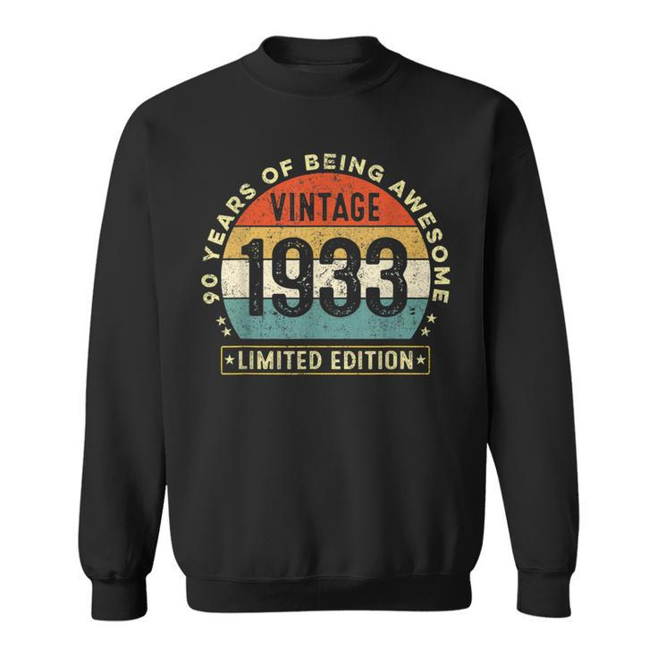 90Th Birthday Gift Vintage 1933 Limited Edition 90 Year Old Men Women Sweatshirt Graphic Print Unisex