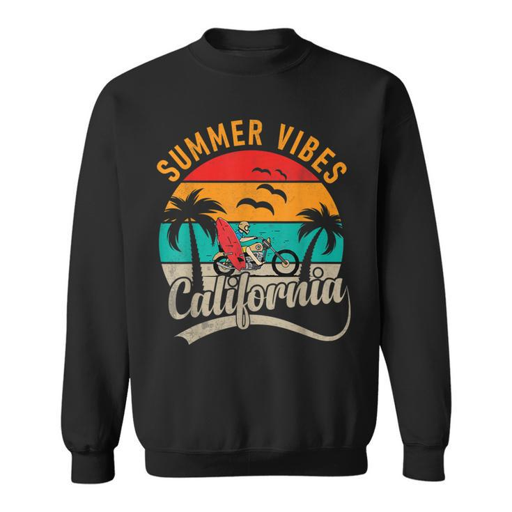 Vintage Surfer Retro Surfing Beach Summer Vibes California  Sweatshirt