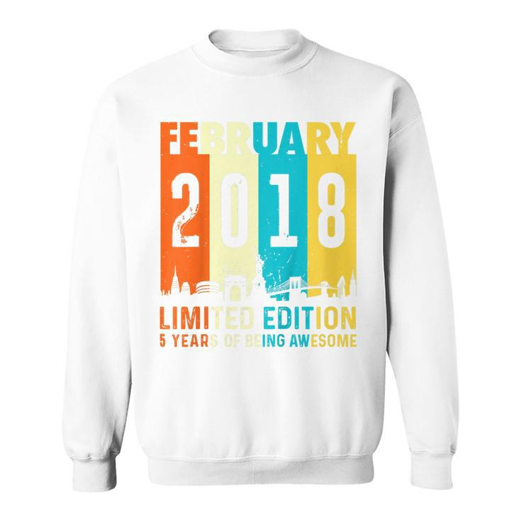 Kinder 5 Limitierte Auflage Hergestellt Im Februar 2018 5 Sweatshirt