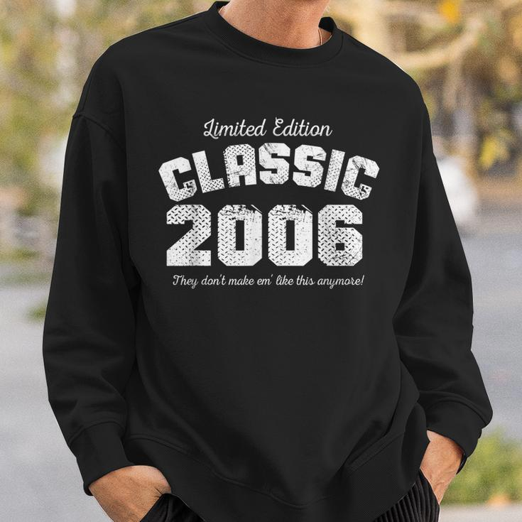 17 Years Old Classic Car 2006 Limited Edition 17Th Birthday Sweatshirt Gifts for Him