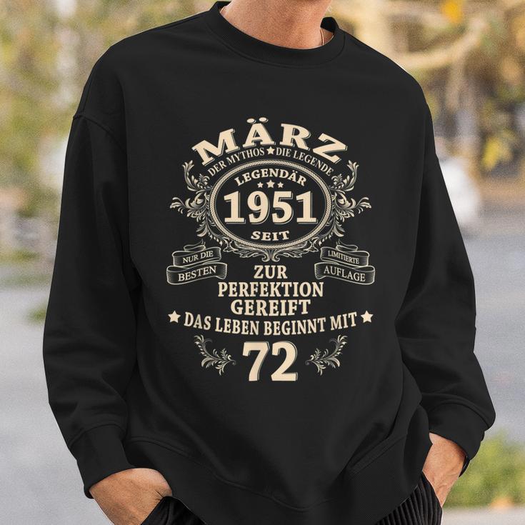 72 Geburtstag Geschenk Mann Mythos Legende März 1951 Sweatshirt Geschenke für Ihn