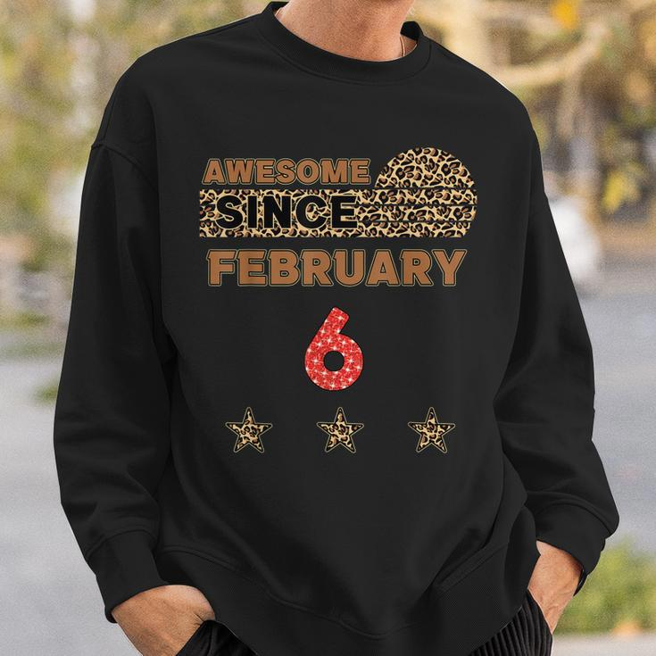 Awesome Since 6. Februar Leopardenmuster Vintage Geburtstags-Sweatshirt Geschenke für Ihn