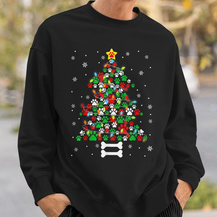 Christmas Cute Dog Paws Xmas Tree Funny Dog Puppy Owner Men Women Sweatshirt Graphic Print Unisex Gifts for Him