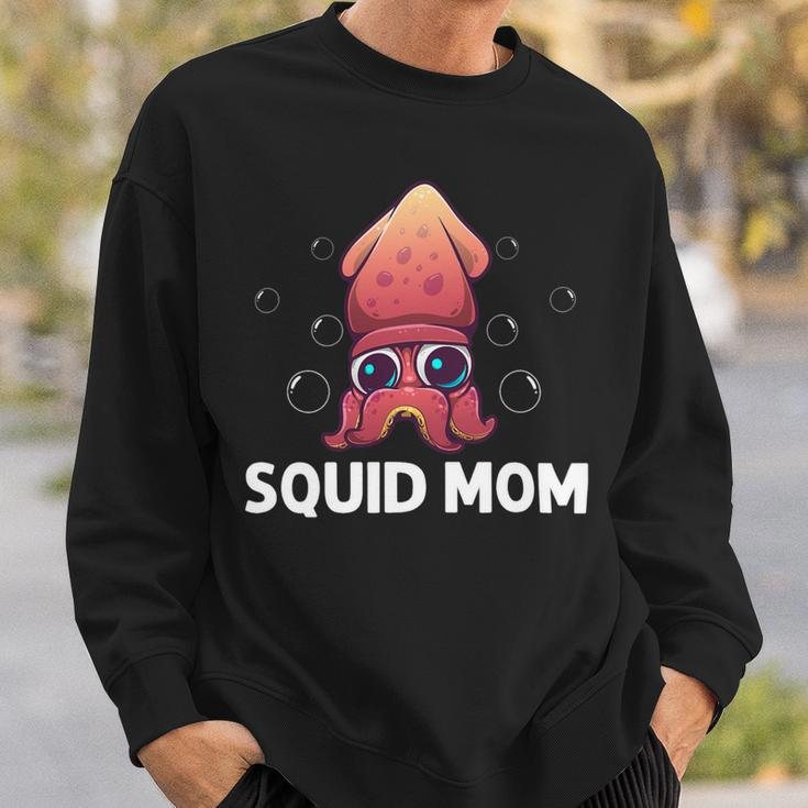 Cool Squid For Mom Mother Octopus Biology Sea Animals V2 Sweatshirt Gifts for Him