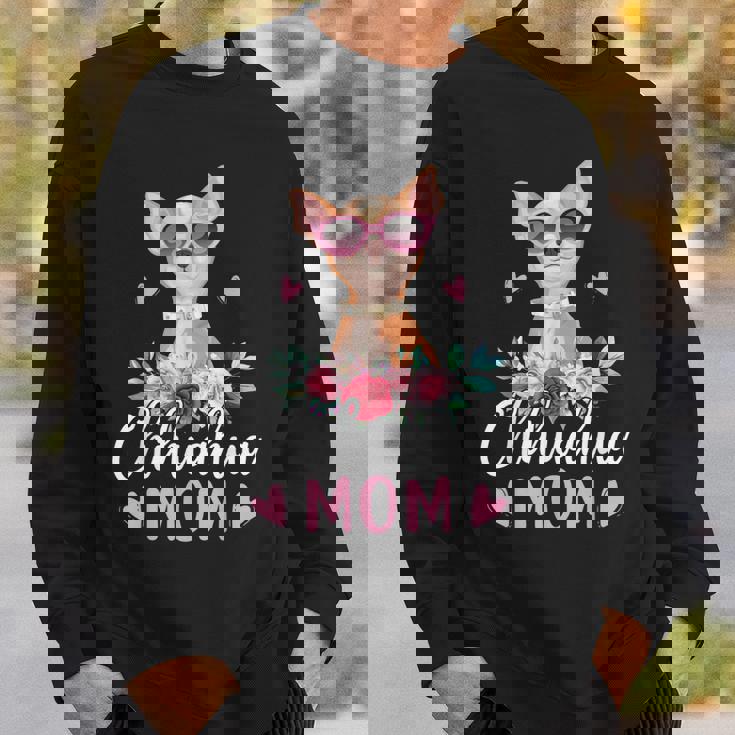 Cute Chihuahua Mom Sunglasses Flower For Chihuahua Owner Men Women Sweatshirt Graphic Print Unisex Gifts for Him