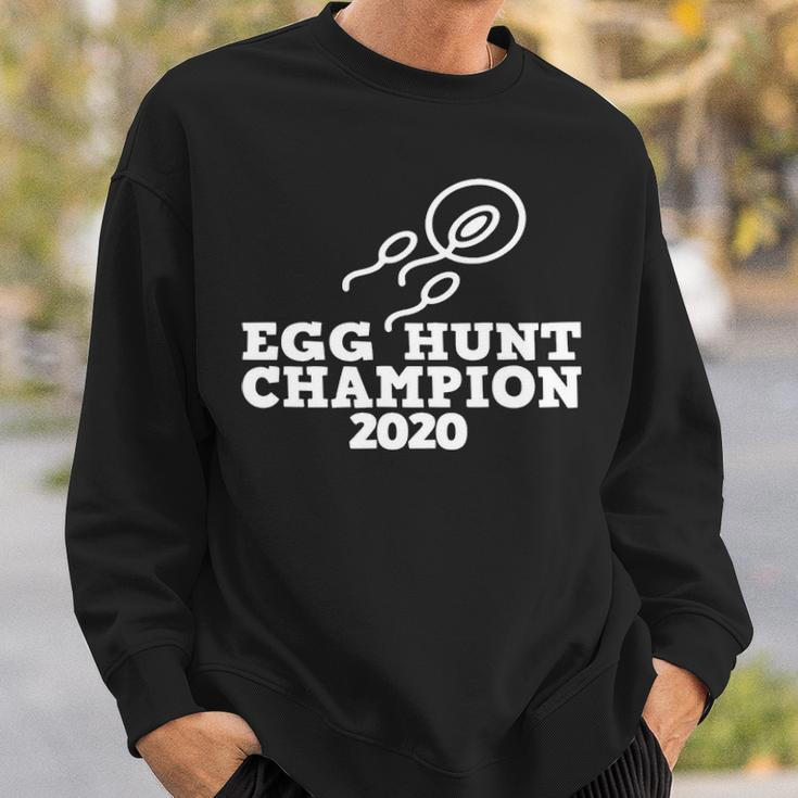 Dad Pregnancy Announcement Egg Hunt Champion 2020 Sweatshirt Gifts for Him
