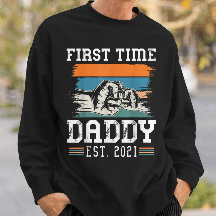First Time Dad Est 2021 Gift New Dad Retro Vintage Colors Sweatshirt Gifts for Him