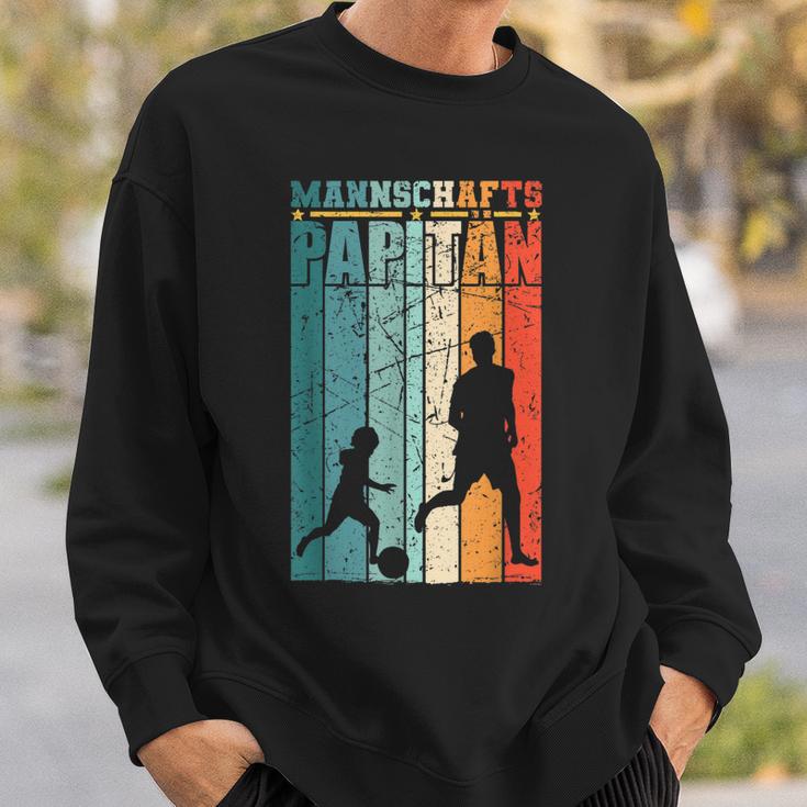 Mannschaftspapitän Vater Sohn Fußballer Fußball Papa Sweatshirt Geschenke für Ihn