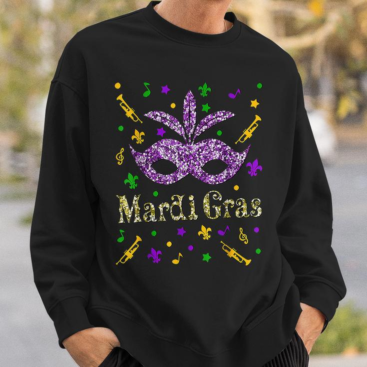 Mardi Gras 2023 - Womens Girls Mask Beads New Orleans Party Sweatshirt Gifts for Him