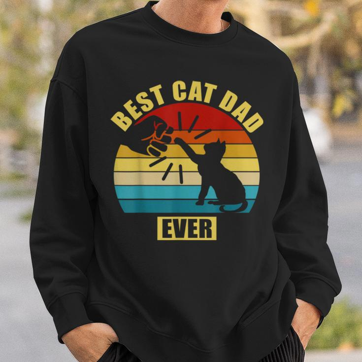 Mens Retro Vintage Best Cat Dad Ever Fist Bump Sweatshirt Gifts for Him