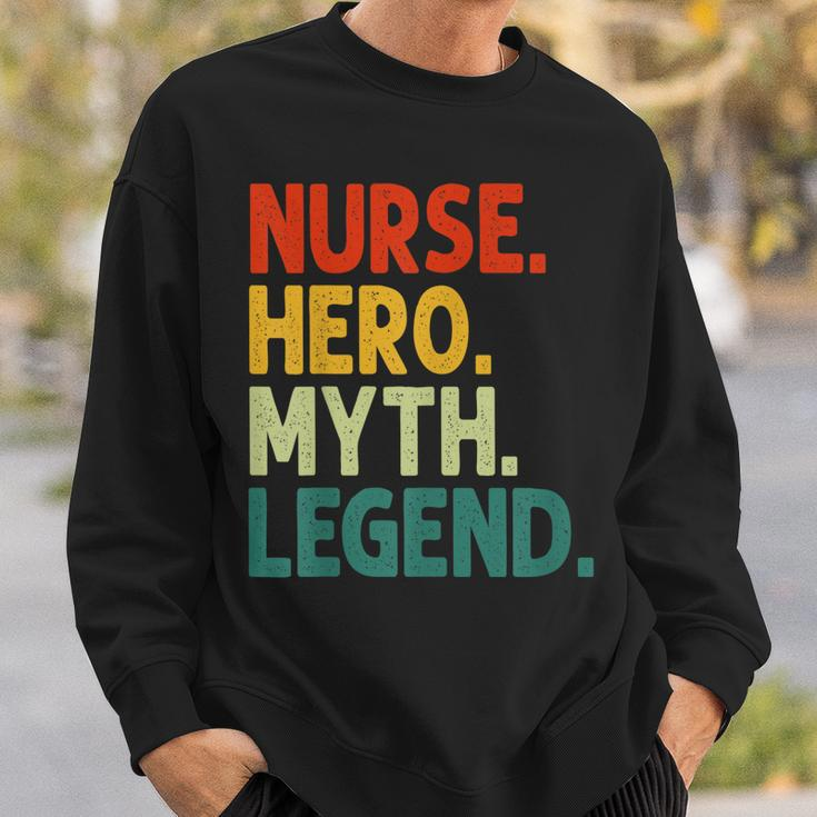Nurse Hero Myth Legend Retro Vintage Krankenschwester Sweatshirt Geschenke für Ihn