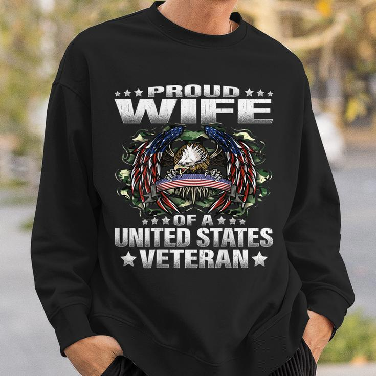 Proud Wife Of A United States Veteran Military Vets Spouse Men Women Sweatshirt Graphic Print Unisex Gifts for Him