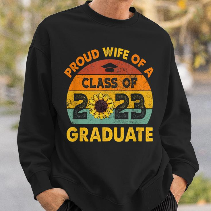 Sonnenblume Senior Proud Wife Class Of 2023 Graduate Vintage Sweatshirt Geschenke für Ihn