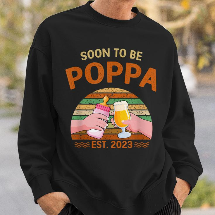 Soon To Be Poppa Est 2023 Fathers Day New Dad Vintage Sweatshirt Gifts for Him