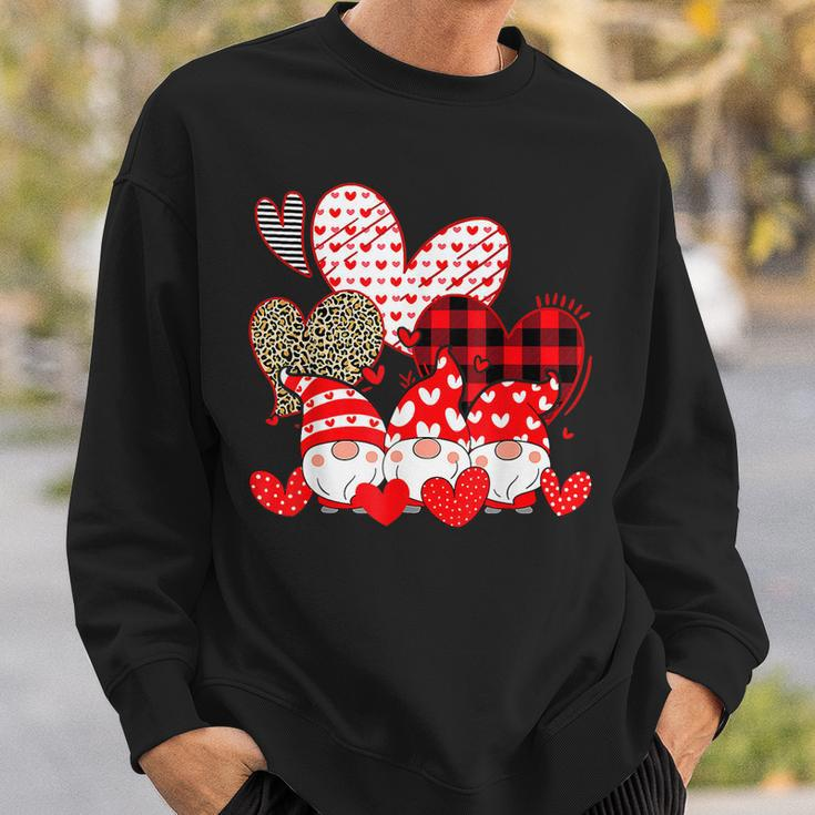 Three Gnomes Holding Hearts Valentines Day Gifts For Her Men Women Sweatshirt Graphic Print Unisex Gifts for Him