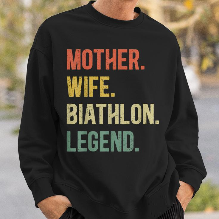 Vintage Mutter Frau Biathlon Legende Retro Wintersport Sweatshirt Geschenke für Ihn