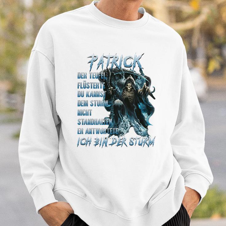 Patrick Personalisiertes Sweatshirt mit Mystischem Wolf-Design Geschenke für Ihn