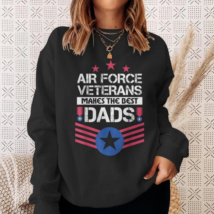 Air Force Veterans Makes The Best Dad Vintage Us Military Sweatshirt Gifts for Her