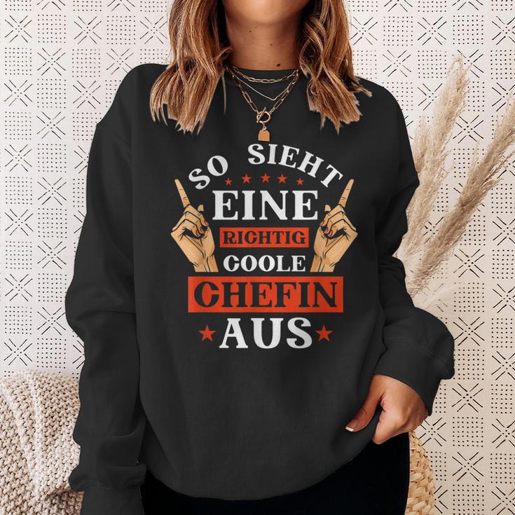 Beste Chefin Spruch So Sieht Eine Richtig Coole Chefin Aus Sweatshirt Geschenke für Sie