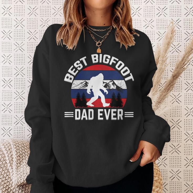 Bigfoot For Men Best Bigfoot Dad Ever Sweatshirt Gifts for Her