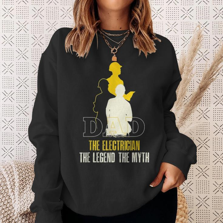 Dad Electrician Gift Fathers Day Electrical Engineer Lineman Sweatshirt Gifts for Her