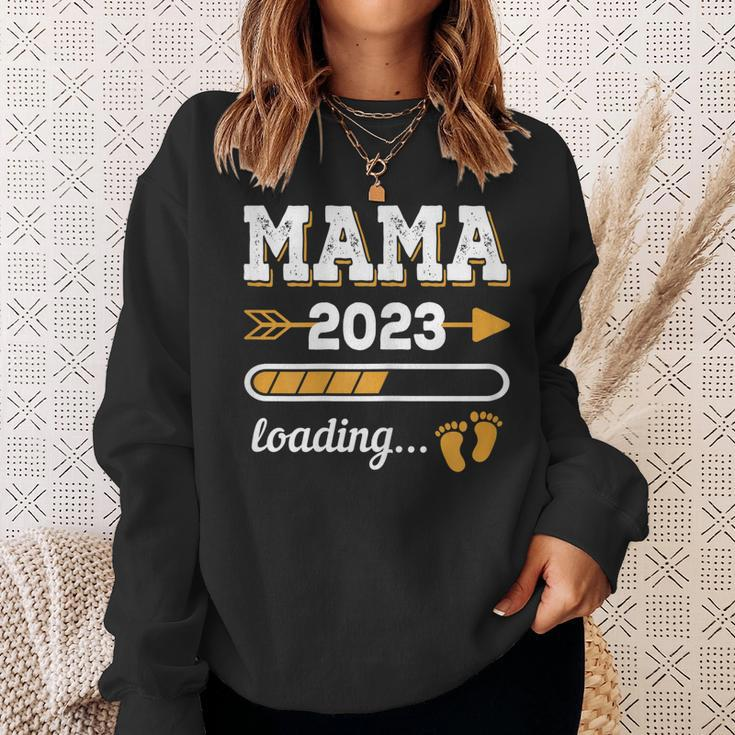 Damen Mama 2023 Loading Zukünftige Mutter 2023 Vintage Sweatshirt Geschenke für Sie