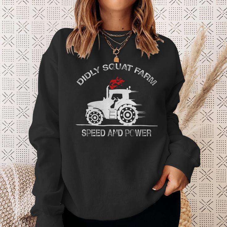 Diddly Squat Farm Speed And Power Perfect Tractor Design Sweatshirt Gifts for Her