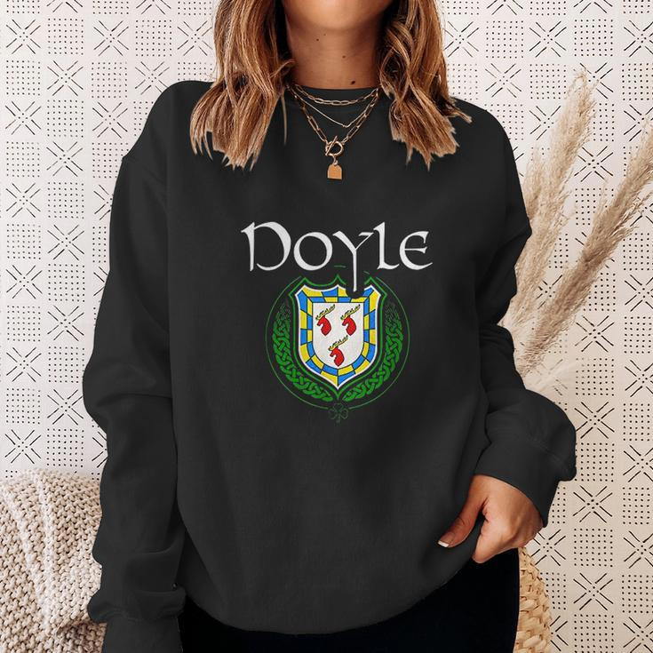 Doyle Surname Irish Last Name Doyle Family Crest Men Women Sweatshirt Graphic Print Unisex Gifts for Her