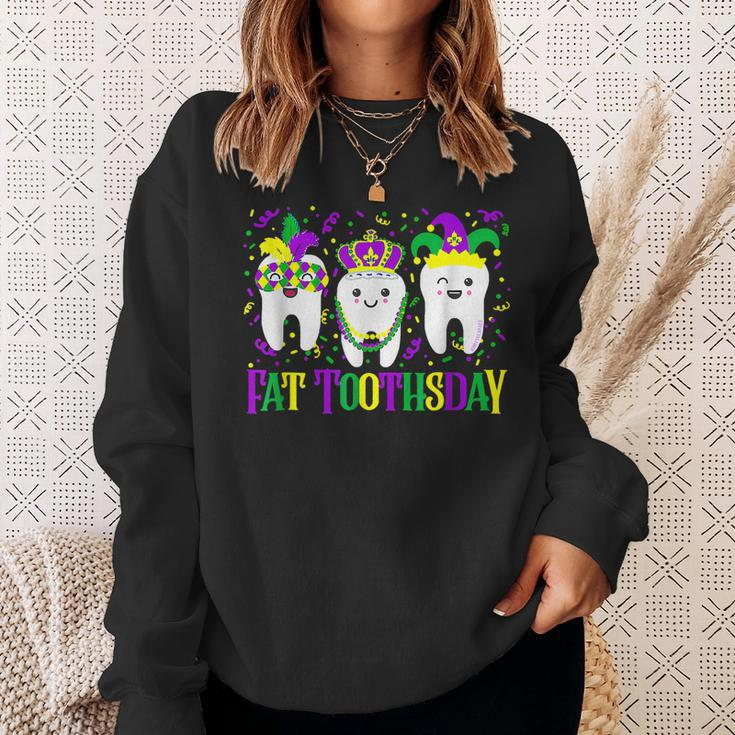 Fat Toothsday Mardi Gras Mask Beads Carnival Funny Dentist Sweatshirt Gifts for Her