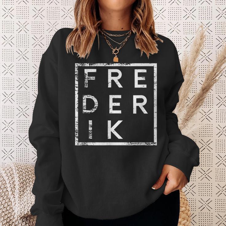 Frederik Sweatshirt Personalisiert, Vintage Namensaufdruck Geschenke für Sie