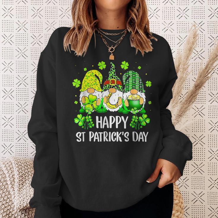 Happy St Patricks Day Irish Shamrock Love Lucky Leaf Sweatshirt Gifts for Her