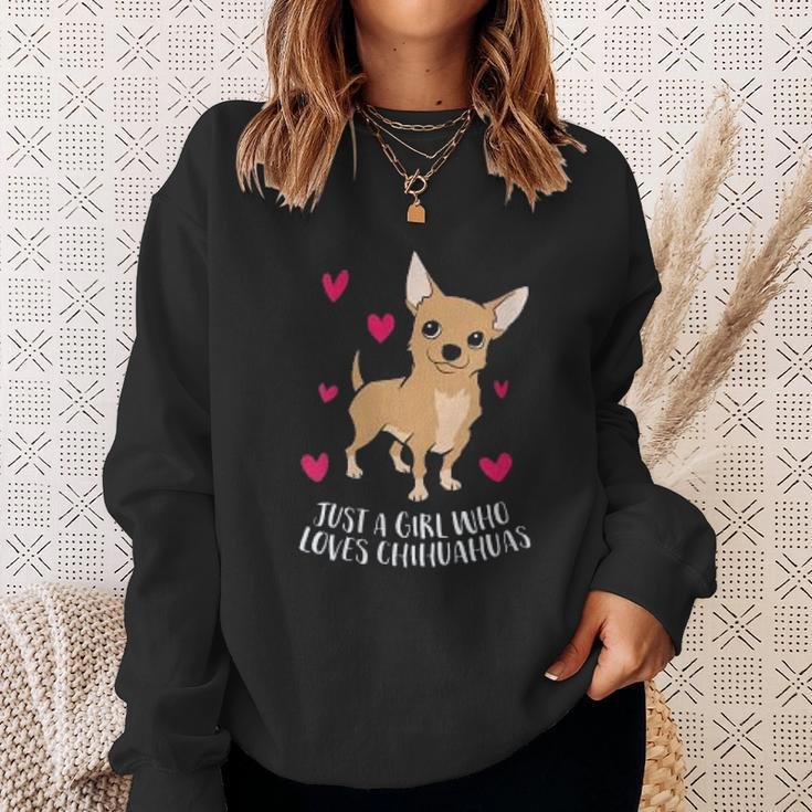 Just A Girl Who Loves Chihuahuas Cute Chihuahua Men Women Sweatshirt Graphic Print Unisex Gifts for Her