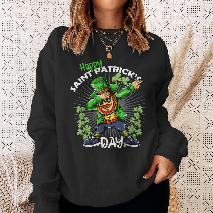 Leprechaun Dabbing Happy Saint Patricks Day Shamrock Lucky Sweatshirt Gifts for Her
