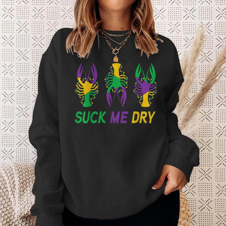 Mardi Gras Outfit Funny Suck Me Dry Crawfish Carnival Party Sweatshirt Gifts for Her