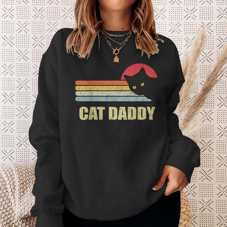 Mens Cat Daddy Funny Vintage Style Cat Retro Distressed Sweatshirt Gifts for Her