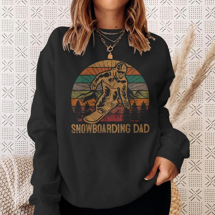 Mens Snowboarding Dad Sunset Snowboard Gift Winter Snowboarder Sweatshirt Gifts for Her