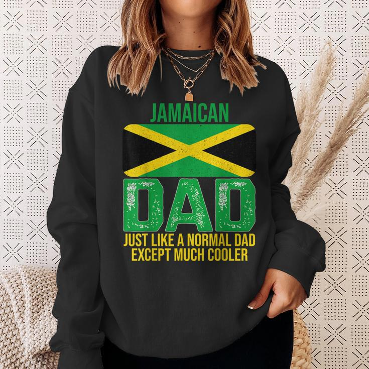 Mens Vintage Jamaican Dad Jamaica Flag Design For Fathers Day Sweatshirt Gifts for Her