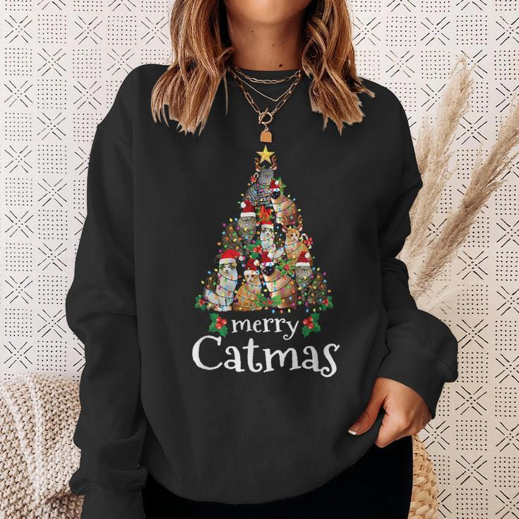 Merry Catmas Funny Cat Mom Cat Dad Christmas Cat Men Women Sweatshirt Graphic Print Unisex Gifts for Her