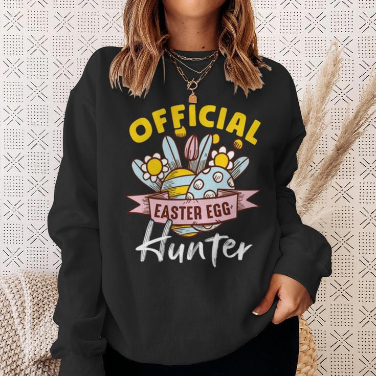 Official Easter Egg Hunter Retro Sweatshirt Gifts for Her