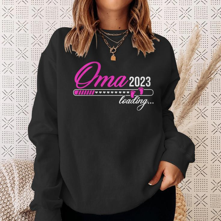 Oma 2023 Loading Langarmshirt, Nachwuchs Ankündigung Muttertag Sweatshirt Geschenke für Sie