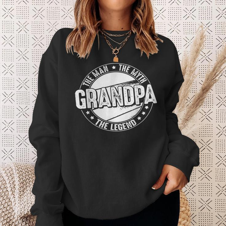Opa Man Myth Legend Lustiger Vatertag Opa Sweatshirt Geschenke für Sie