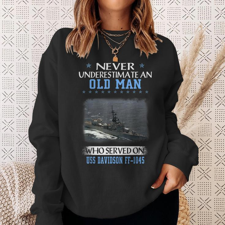 Uss Davidson Ff-1045 Veterans Day Father Day Sweatshirt Gifts for Her