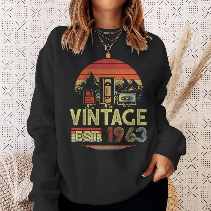 Vintage 1963 Made In 1963 60Th Birthday Gift 60 Year Old V2 Men Women Sweatshirt Graphic Print Unisex Gifts for Her