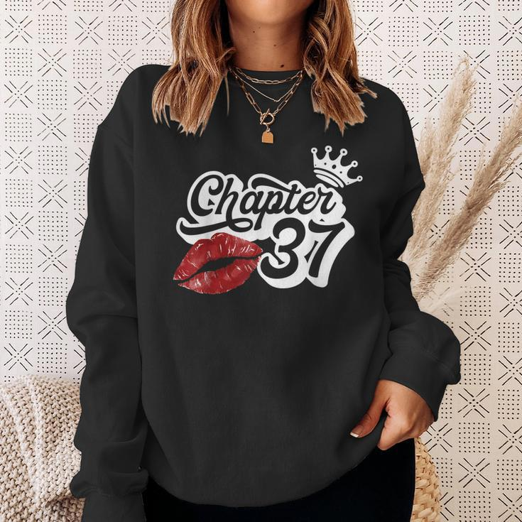 Vintage Chapter 37 Classy Lips Happy Birthday 37 Years Born Sweatshirt Gifts for Her