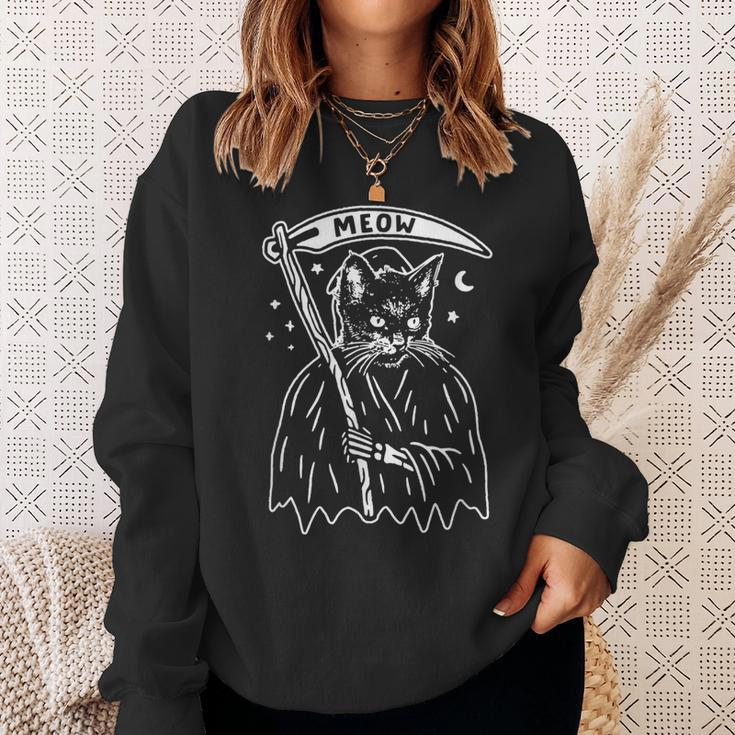 Vintage Death Cat Meow Funny Halloween Cat Lover Sweatshirt Gifts for Her