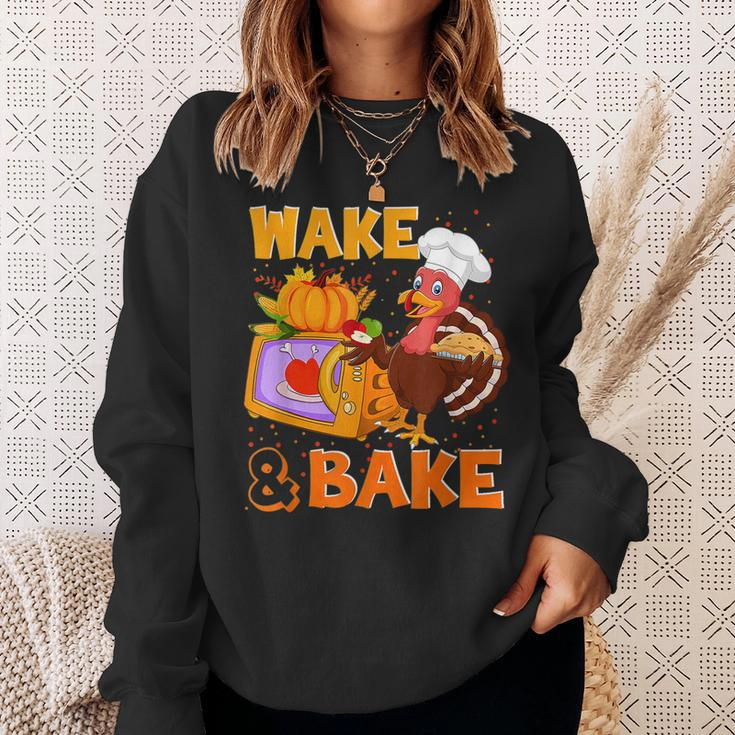 Wake Bake Turkey Feast Meal Dinner Chef Funny Thanksgiving Sweatshirt Gifts for Her
