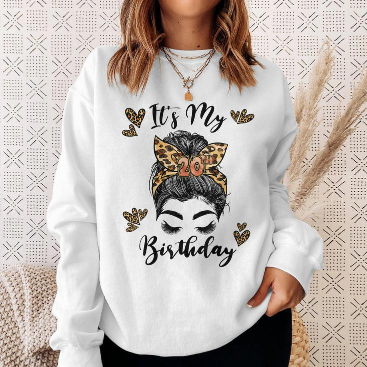 20 Years Old Girl 20Th Birthday Messy Bun Happy Birthday 20 Sweatshirt Gifts for Her