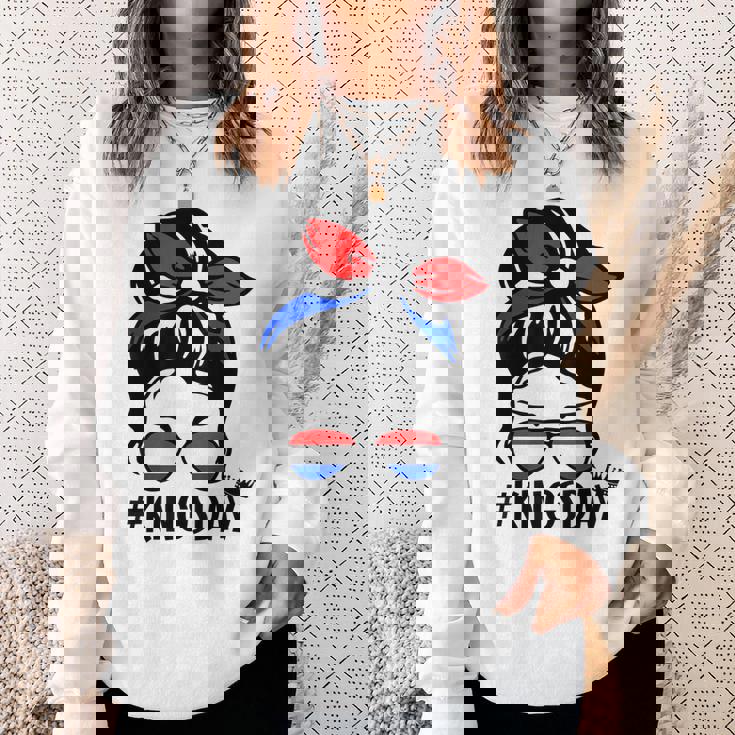 Koningsdag Netherlands Messy Bun Kingsday Dutch Kings Day Sweatshirt Gifts for Her