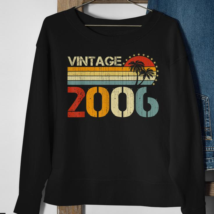 17Th Birthday Gifts Vintage 2006 Limited Edition 17 Year Old Sweatshirt Gifts for Old Women